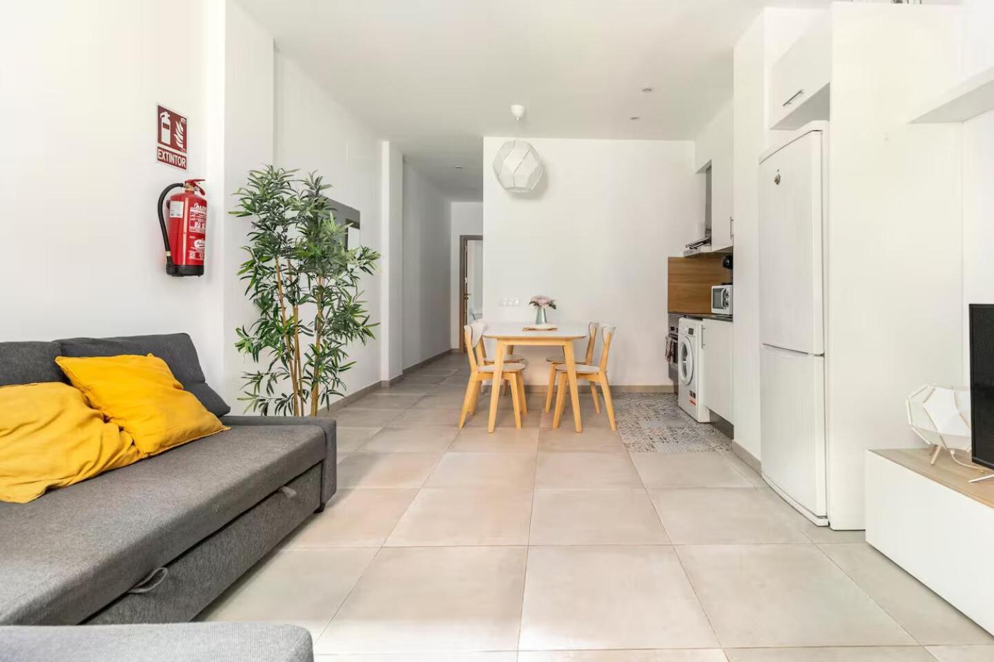 Vivienda Junto A Ruzafa - 12 Pax Y Mas Daire Valensiya Dış mekan fotoğraf