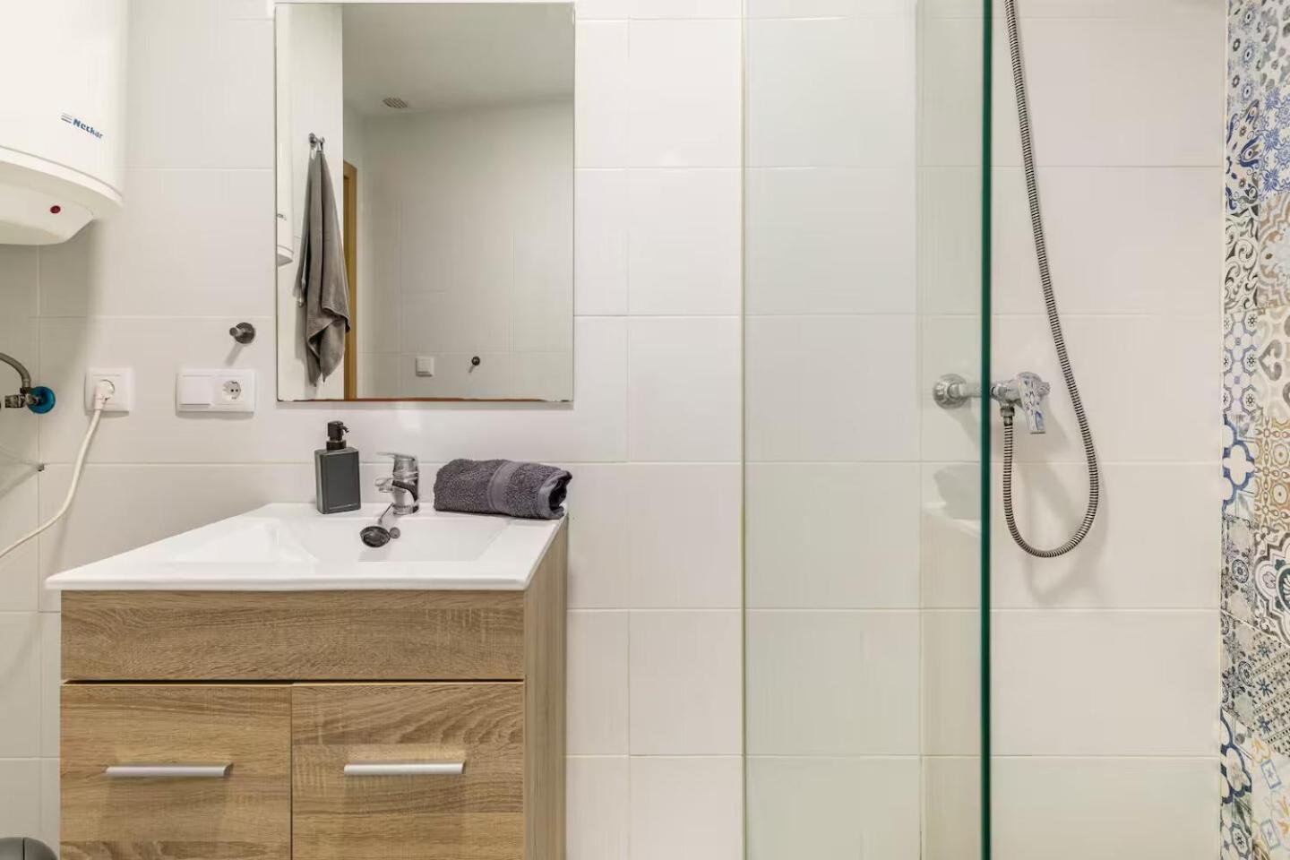 Vivienda Junto A Ruzafa - 12 Pax Y Mas Daire Valensiya Dış mekan fotoğraf