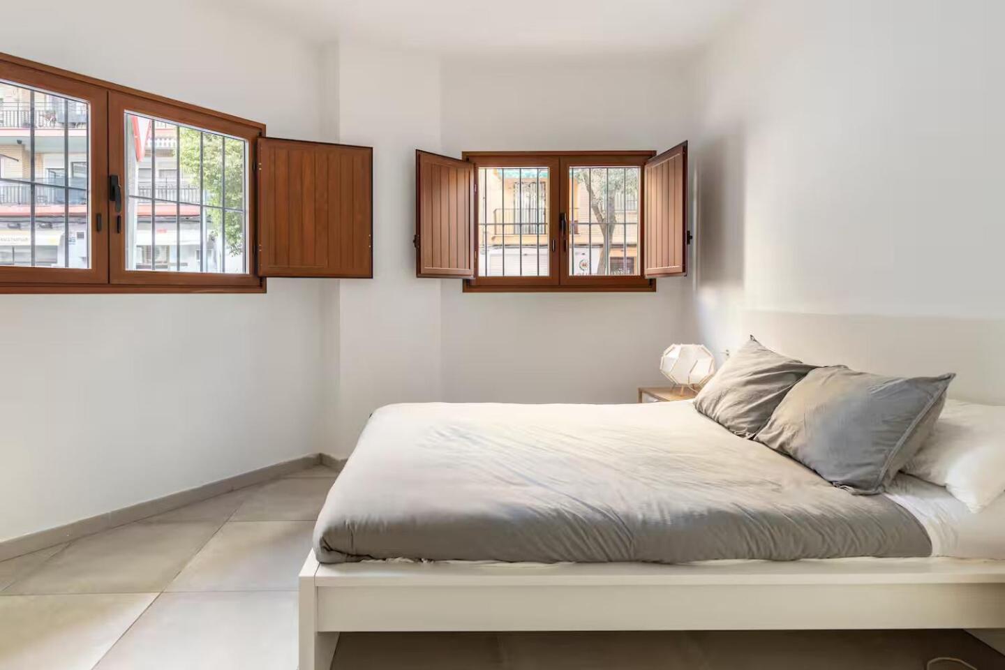 Vivienda Junto A Ruzafa - 12 Pax Y Mas Daire Valensiya Dış mekan fotoğraf